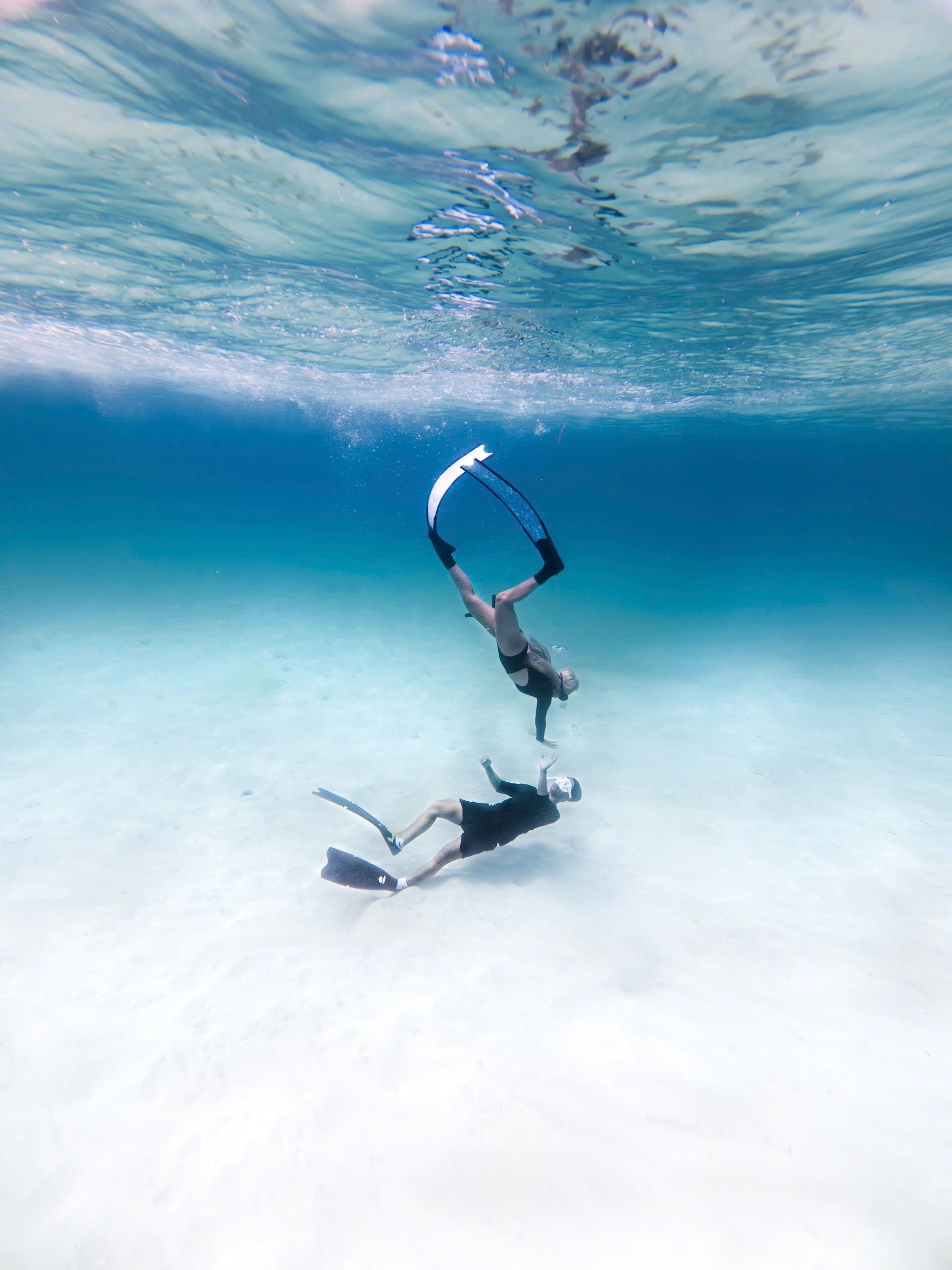 Không cần đi Maldives, khách đổ dồn về Phú Quý lặn biển vì đẹp siêu thực - 8