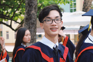 Thủ khoa khối B toàn quốc học trường huyện Thái Bình: Tự học là chính