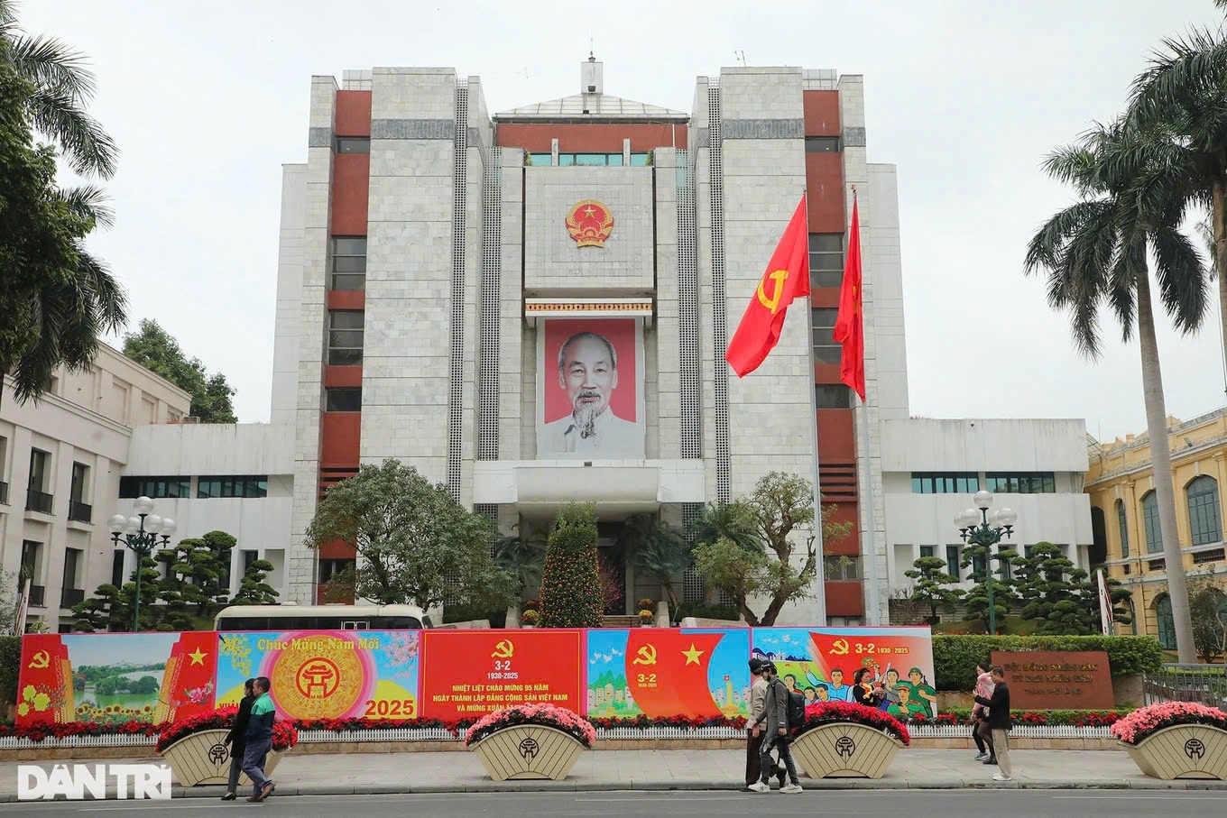 Hà Nội: Bí thư xã phường mới ít nhất phải là phó bí thư quận huyện trở lên - 2 Hà Nội: Bí thư xã phường mới ít nhất phải là phó bí thư quận huyện trở lên - 2