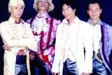 "AC&M không tan rã"