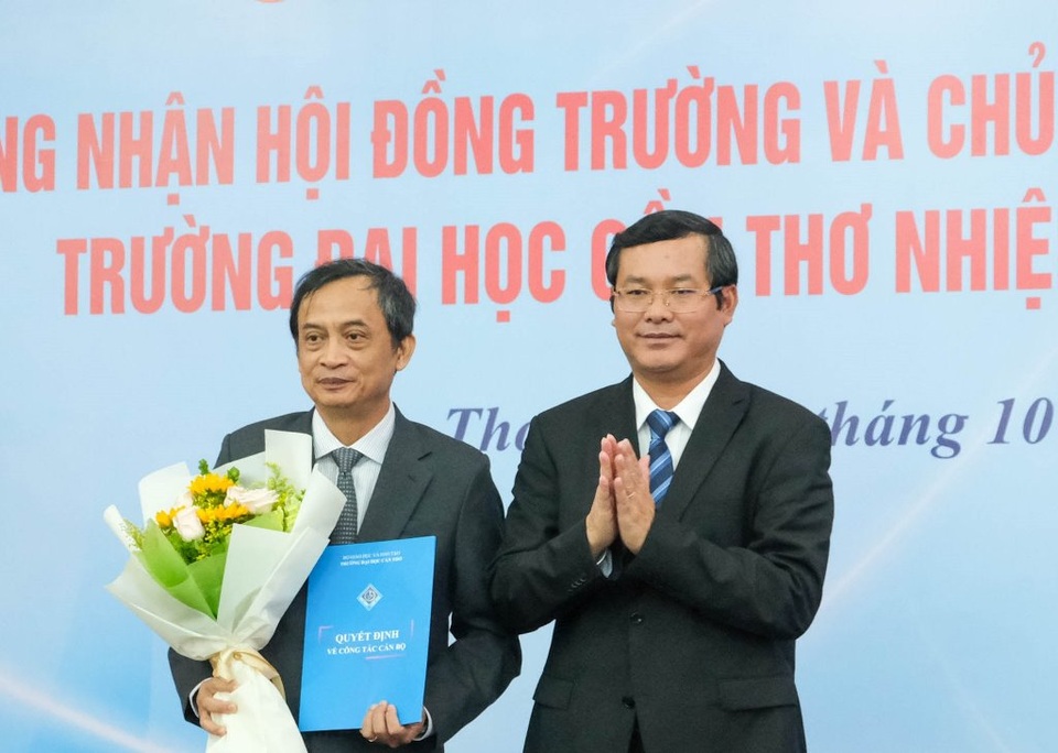 Công bố Quyết định Hội đồng trường ĐH Cần Thơ - 1 Công bố Quyết định Hội đồng trường ĐH Cần Thơ - 1