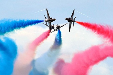 Đội bay nhào lộn nổi tiếng nước Anh liên tiếp gặp nạn