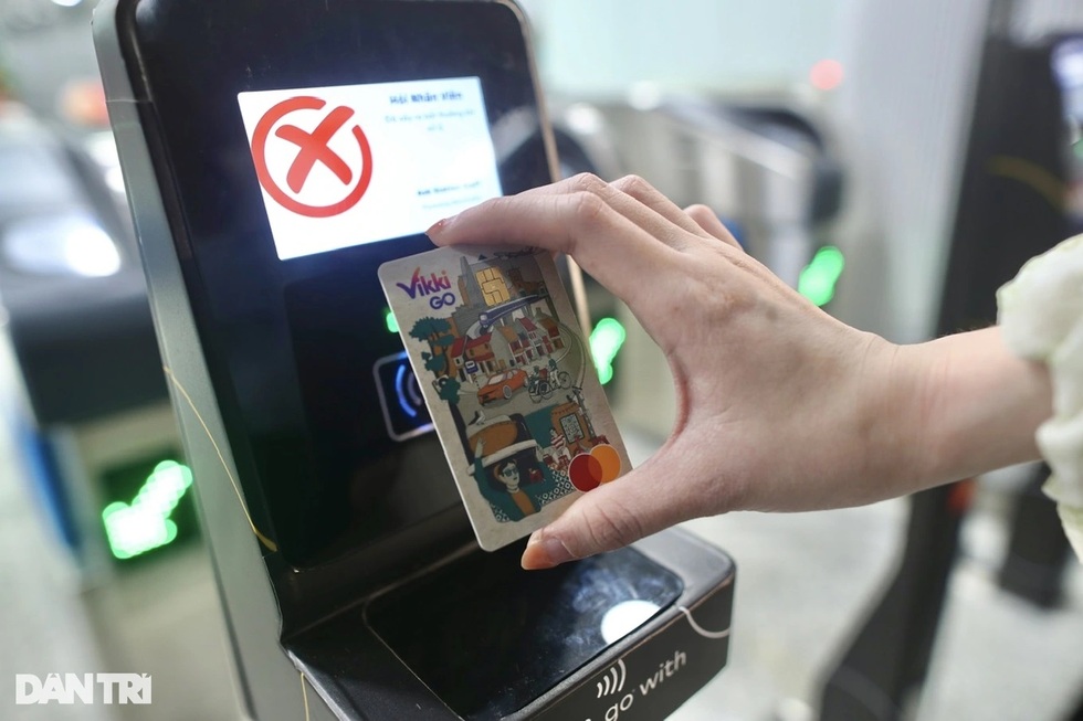 Trẩy hội Metro số 1 TPHCM sau 12 năm chờ đợi - 2 Trẩy hội Metro số 1 TPHCM sau 12 năm chờ đợi - 2