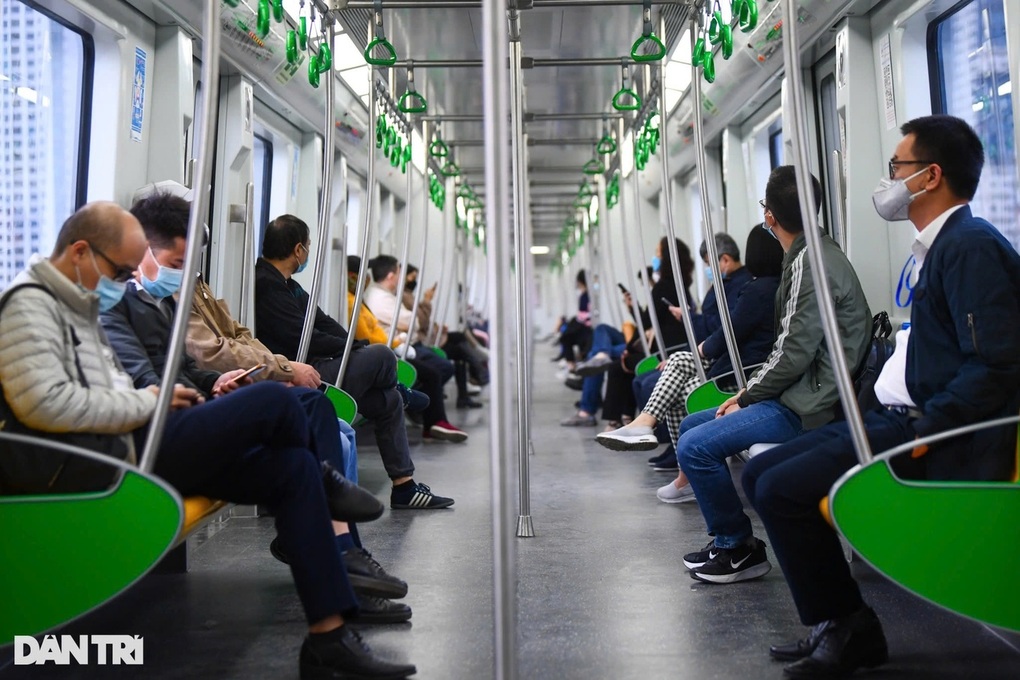Hà Nội nghiên cứu tăng phí cấp biển số xe, không sử dụng đồ nhựa dùng 1 lần - 1 Hà Nội nghiên cứu tăng phí cấp biển số xe, không sử dụng đồ nhựa dùng 1 lần - 1