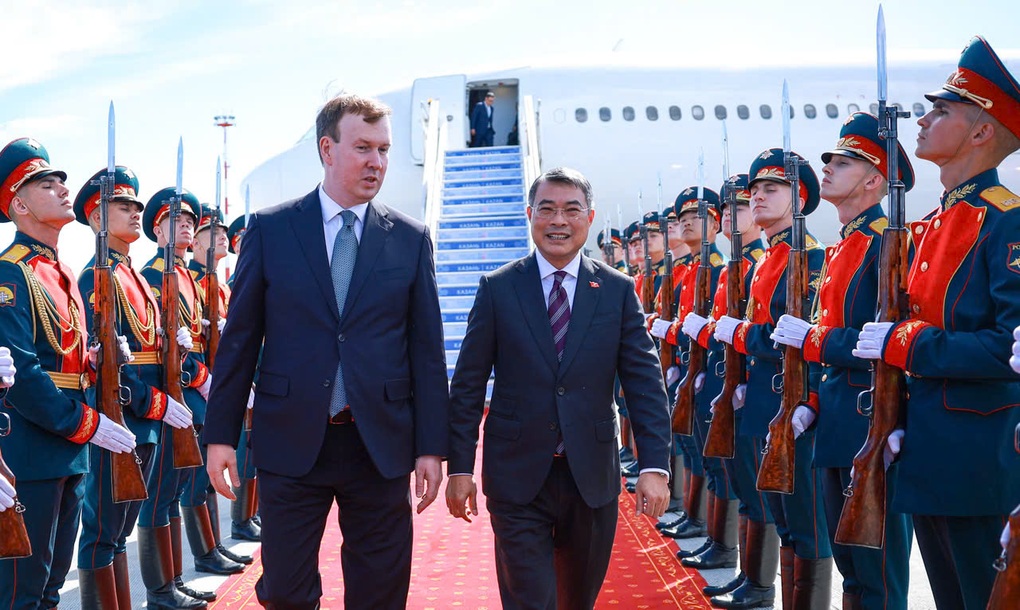 Thủ tướng Lê Minh Hưng đến Kazan, bắt đầu chuyến công tác tại Nga - 2 Thủ tướng Lê Minh Hưng đến Kazan, bắt đầu chuyến công tác tại Nga - 2