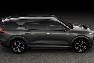 Vì sao các mẫu xe điện tự hành của VinFast trở thành tâm điểm của giới bình xe quốc tế?