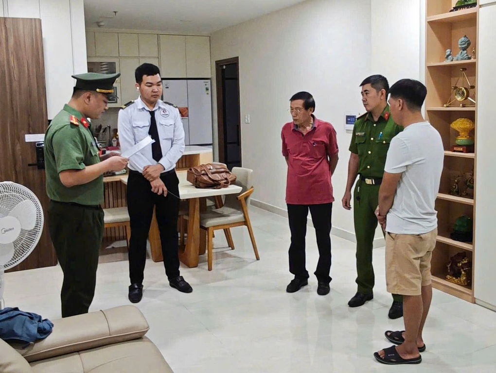 Triệt phá nhóm tội phạm xuyên quốc gia lừa đảo tiền ảo hàng tỷ USD - 3 Triệt phá nhóm tội phạm xuyên quốc gia lừa đảo tiền ảo hàng tỷ USD - 3