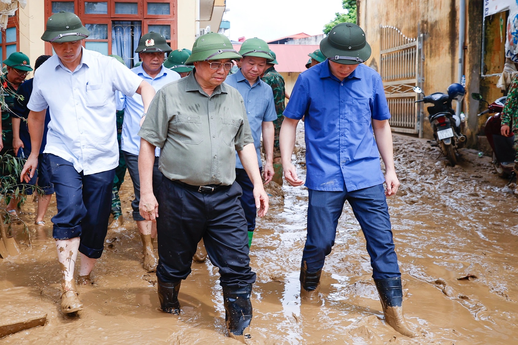 Thủ tướng: Hỗ trợ ngay Yên Bái 50 tỷ đồng khắc phục hậu quả thiên tai - 1