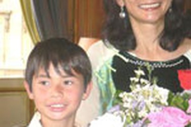 Một Việt kiều nhận Huân chương Bắc đẩu bội tinh của Pháp