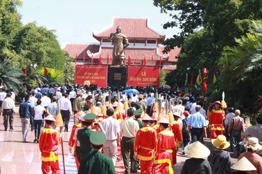 Kỷ niệm 221 năm ngày mất Hoàng đế Quang Trung - Nguyễn Huệ