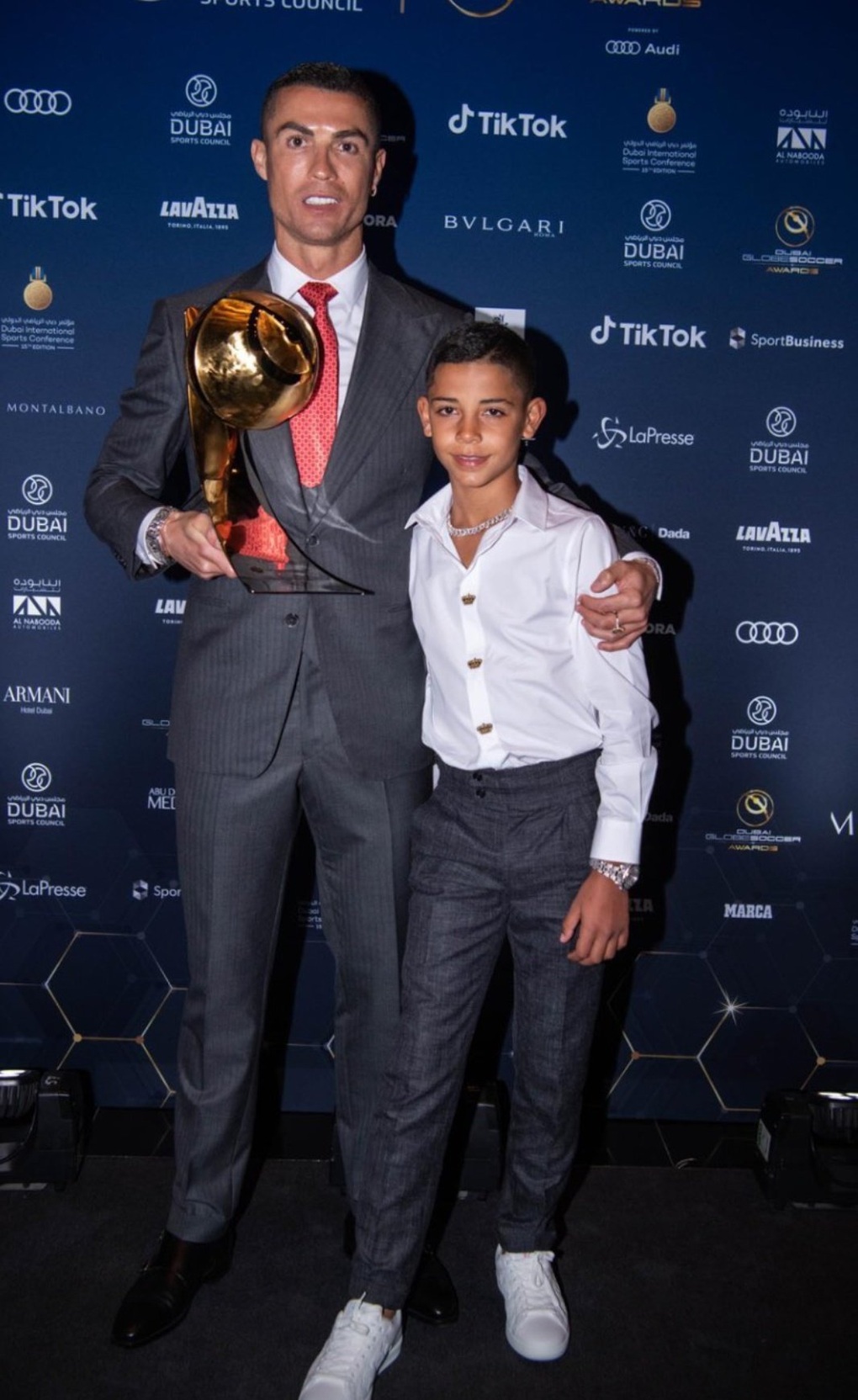 Ronaldo's son, Nicki Minaj, has worn a watch with diamonds worth billions - 4 since childhood
