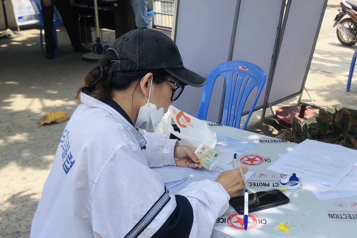 Doanh nghiệp chẻ lương, đóng bảo hiểm thấp, ai thiệt nhiều? - 3 Doanh nghiệp chẻ lương, đóng bảo hiểm thấp, ai thiệt nhiều? - 3