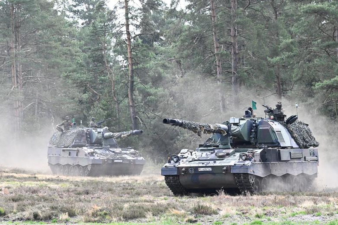 NATO rầm rộ diễn tập thực binh tại châu Âu - 12 NATO rầm rộ diễn tập thực binh tại châu Âu - 12
