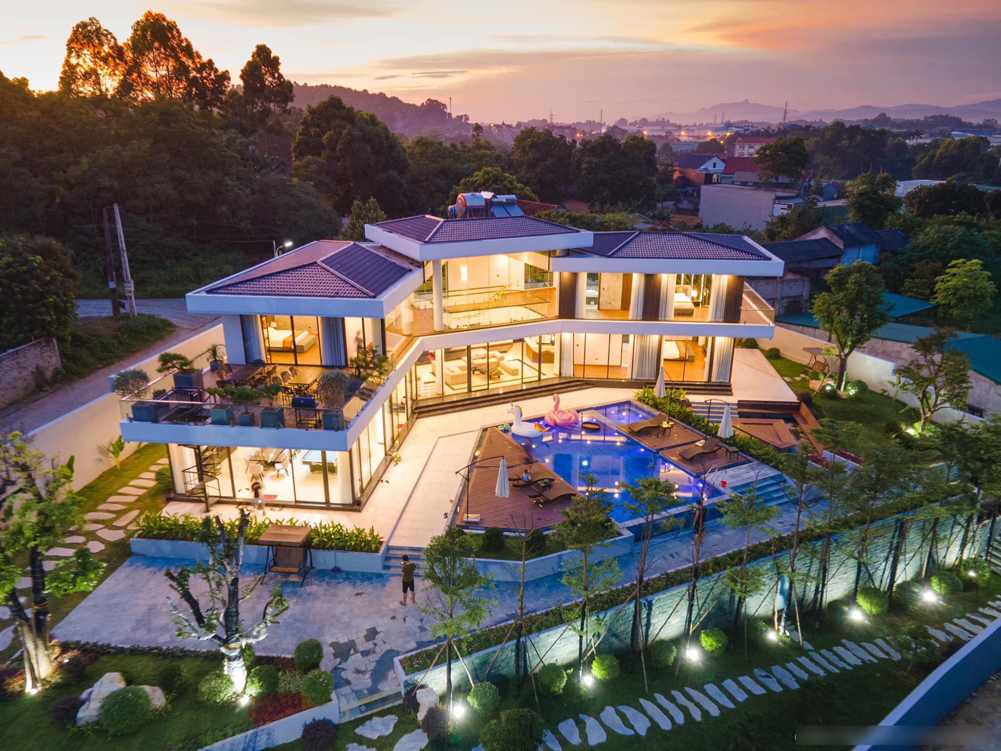 Nữ gia chủ tậu 2.000m2 đất xây biệt thự khủng tặng bố mẹ ở Phú Thọ - 2 Nữ gia chủ tậu 2.000m2 đất xây biệt thự khủng tặng bố mẹ ở Phú Thọ - 2