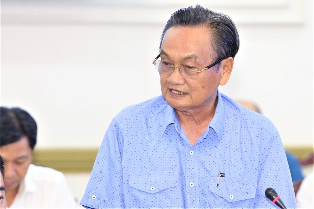 Vấn đề sống còn của TPHCM là giải quyết nhà ở cho người dân các khu ổ chuột - 1 Vấn đề sống còn của TPHCM là giải quyết nhà ở cho người dân các khu ổ chuột - 1