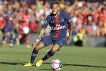 Rộ tin Neymar sẽ sang Real Madrid vào năm 2019