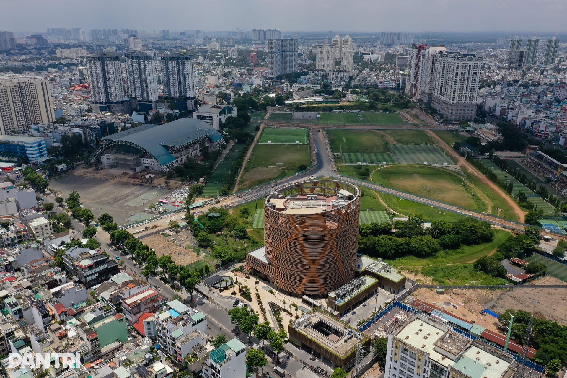 Cận cảnh rạp xiếc có khán phòng chính 2.000 chỗ ngồi sắp hoạt động ở TPHCM - 14