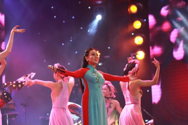 Tết Vạn Lộc thành công rực rỡ