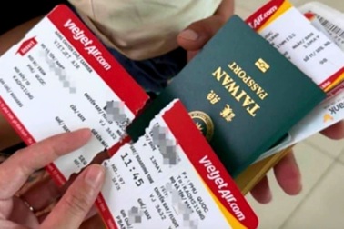 Đình chỉ công tác cán bộ xé vé máy bay của du khách Đài Loan ở Phú Quốc