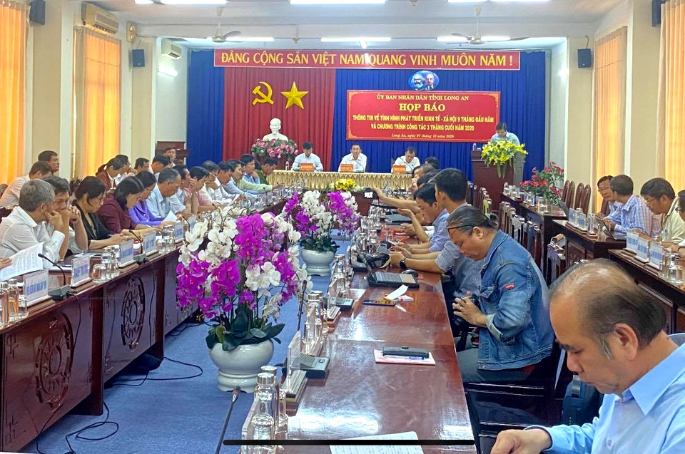Đất có sổ đỏ phải bỏ không vì thiếu sót từ huyện đến tỉnh! - 1 Đất có sổ đỏ phải bỏ không vì thiếu sót từ huyện đến tỉnh! - 1