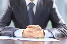 Sốc chuyện tuyển nhân viên lương 800 triệu đồng/tháng