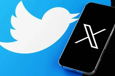 Thiếu niên bị cha đánh "no đòn" vì logo mới của Twitter