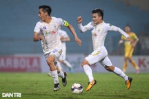 CLB Hà Nội nối lại đàm phán, Quang Hải muốn sang Áo