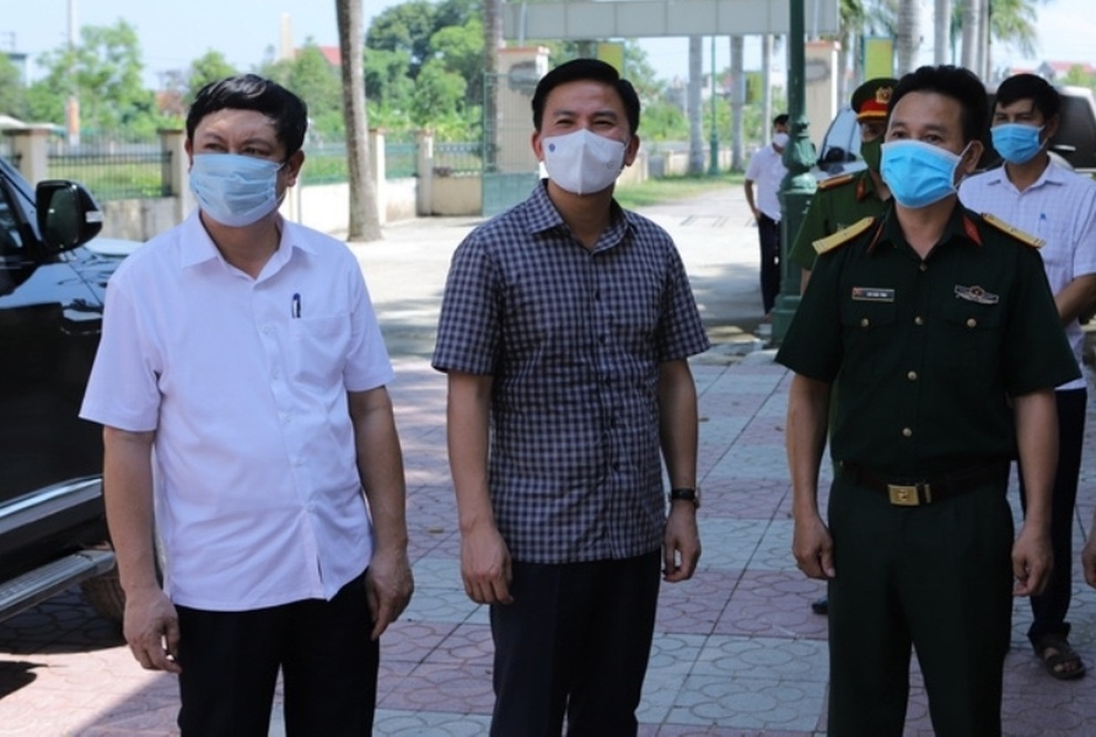 Điểm nóng Nghệ An đã giảm mạnh ca mắc Covid-19, tiếp tục tiêm vắc xin - 1 Điểm nóng Nghệ An đã giảm mạnh ca mắc Covid-19, tiếp tục tiêm vắc xin - 1