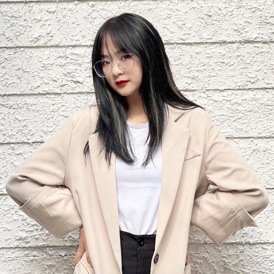 Cô gái trường Luật trở thành thánh nữ bi-a, đạt hơn 3 triệu follow TikTok - 5 Cô gái trường Luật trở thành thánh nữ bi-a, đạt hơn 3 triệu follow TikTok - 5