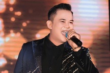 Công an TPHCM bắt ca sĩ Quốc Kháng lừa "chạy án" 9 tỷ đồng