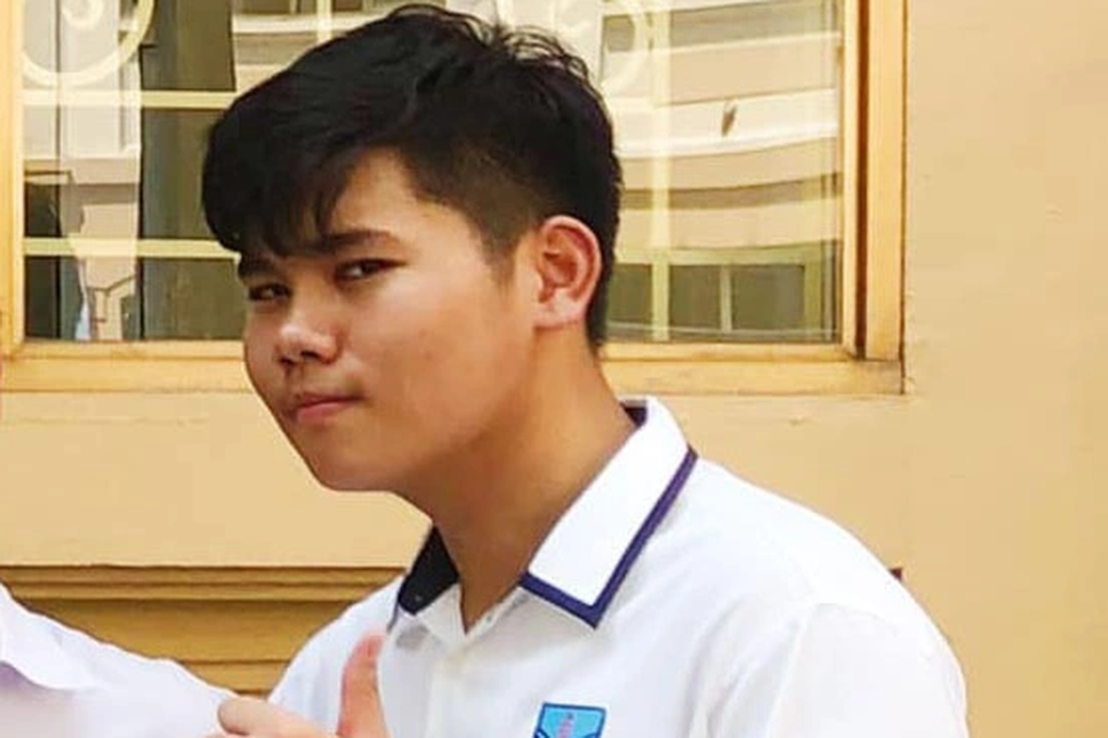 Thí sinh 19 tuổi ở Vietnam Idol 2023 từng nặng 100kg, tự ti ngoại hình - 2 Thí sinh 19 tuổi ở Vietnam Idol 2023 từng nặng 100kg, tự ti ngoại hình - 2