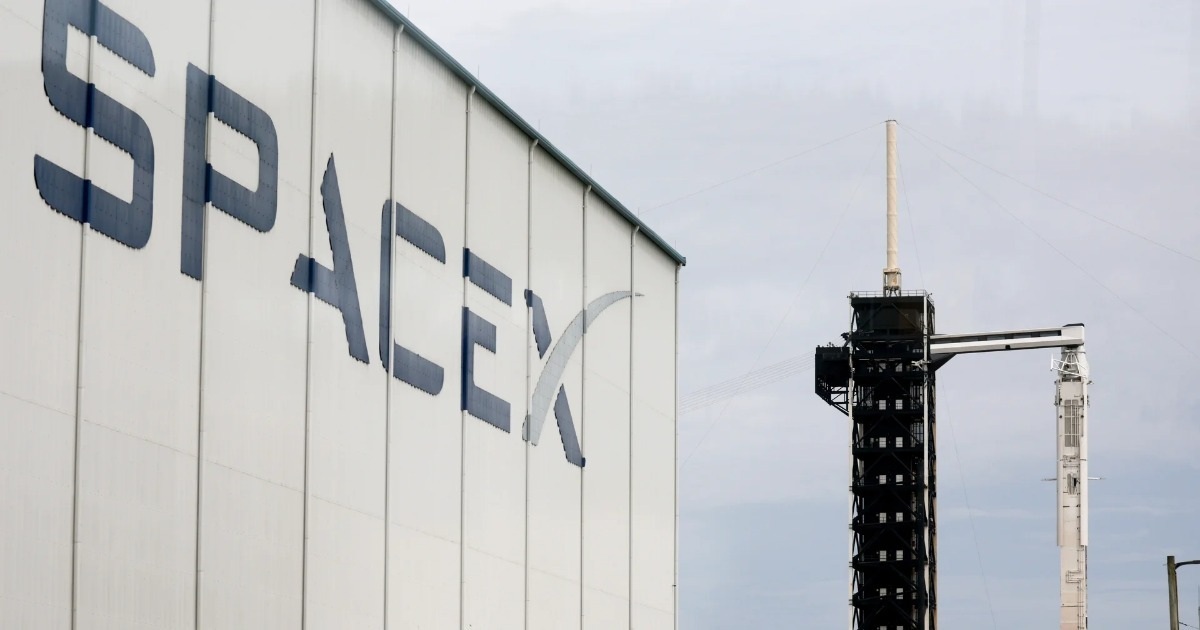 SpaceX - From warehouse startup to trillion USD capitalization