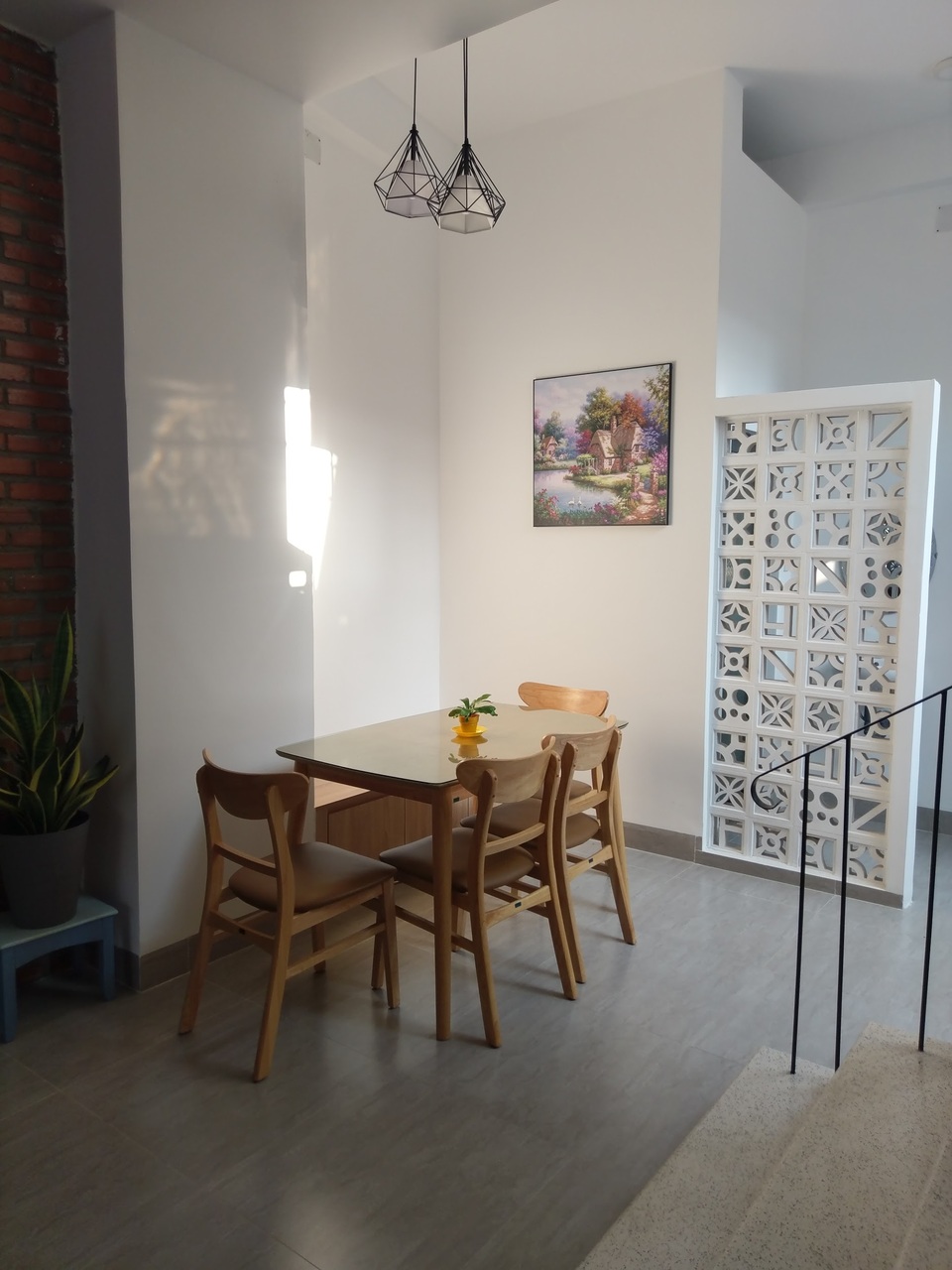 Cặp vợ chồng trẻ ở Nha Trang tự thiết kế nhà giá 900 triệu đồng đẹp mê - 6 Cặp vợ chồng trẻ ở Nha Trang tự thiết kế nhà giá 900 triệu đồng đẹp mê - 6