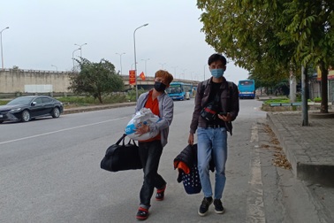 Đầu năm: Công nhân lại lo "điệp khúc" giãn ca, giảm giờ làm