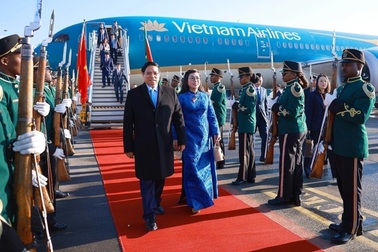 Thủ tướng Phạm Minh Chính tới Nam Phi tham dự Hội nghị thượng đỉnh G20