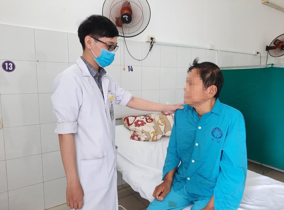 Ghép thận thành công cho hai bệnh nhân suy thận mạn - 2 Ghép thận thành công cho hai bệnh nhân suy thận mạn - 2
