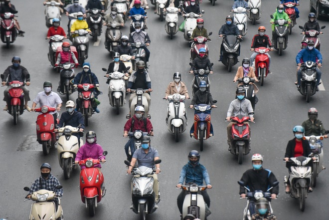 Hà Nội trong ngày đầu tiên nới lỏng cách ly xã hội - 7 Hà Nội trong ngày đầu tiên nới lỏng cách ly xã hội - 7