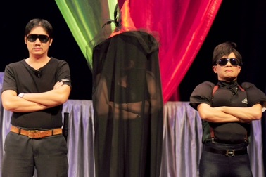 Nghệ sỹ Hồng Vân và Minh Nhí “yêu giờ chót”