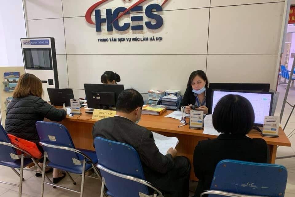 Phiên GDVL trực tuyến sáng 25/3: 1.885 chỉ tiêu có lương trên 15 triệu đồng - 1 Phiên GDVL trực tuyến sáng 25/3: 1.885 chỉ tiêu có lương trên 15 triệu đồng - 1