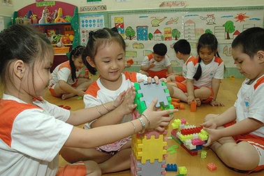 “Bấm bụng” gửi con