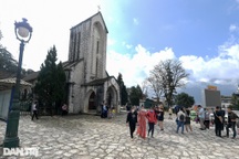 Du lịch Sapa khởi sắc, khách bắt đầu nhộn nhịp dịp cuối tuần