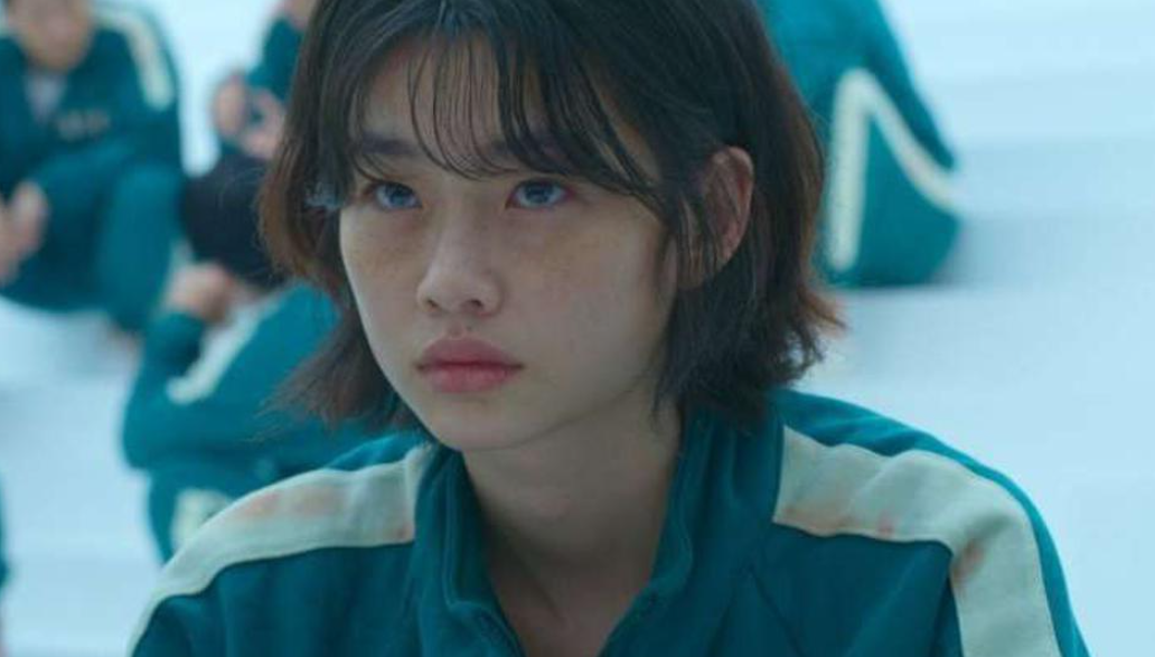 Jung Ho Yeon của Trò chơi con mực lộ dáng gầy gò, tiều tụy - 6 Jung Ho Yeon của Trò chơi con mực lộ dáng gầy gò, tiều tụy - 6