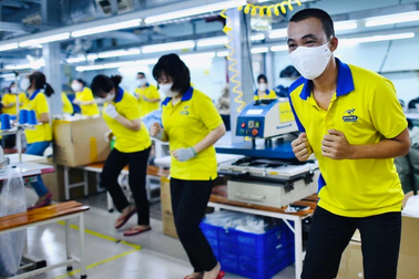 Nhiều nước "mở toang" cánh cửa thu hút lao động Việt