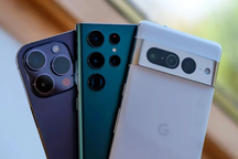 Thị trường smartphone toàn cầu lao dốc