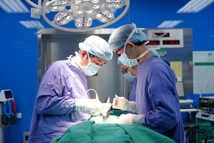 Đau đầu, chảy nước mũi tưởng cảm cúm, đi khám phát hiện rò dịch não tủy