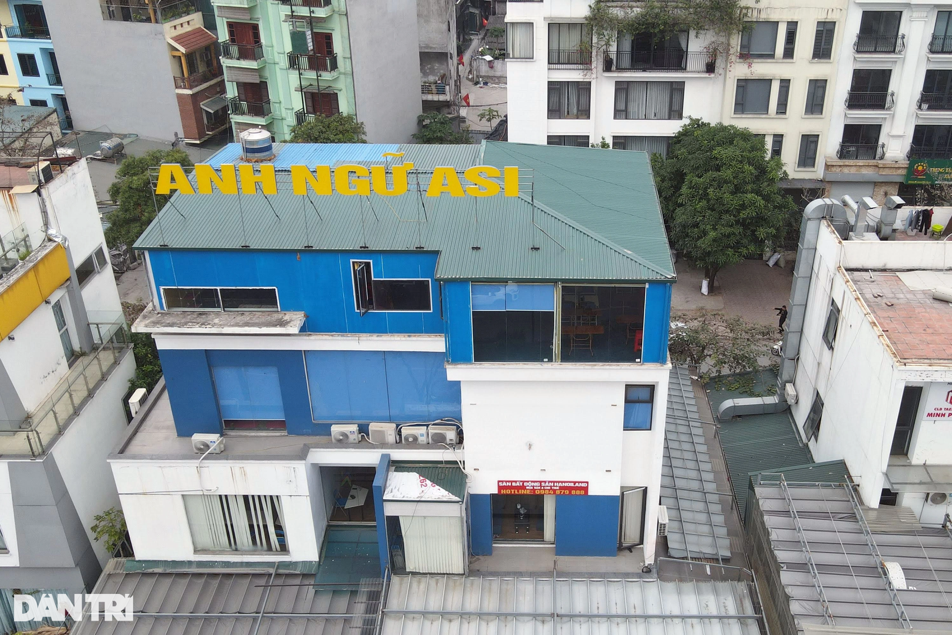 Biệt thự triệu USD ở Hà Nội dựng chuồng cọp như tập thể cũ - 7 Biệt thự triệu USD ở Hà Nội dựng chuồng cọp như tập thể cũ - 7