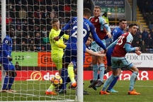 CLB Premier League có nguy cơ phá sản vì Covid-19