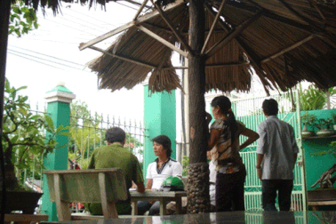 Cô dâu bị cướp vàng, tiền ngay sau đám cưới
