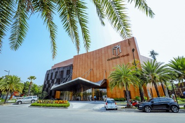 Mua hàng vì giá cao - hiện tượng kỳ lạ của bất động sản hàng hiệu