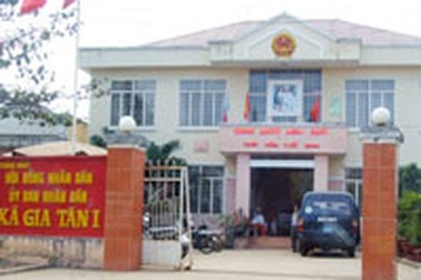 Đánh bạc để... mua đồ nhậu!?